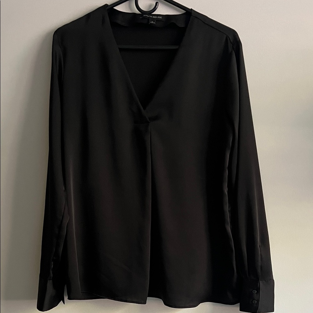 Banana Republic Black V-Neck Blouse